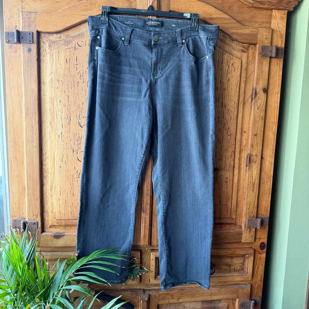 Liverpool Women's Straight Leg Jeans - Charcoal